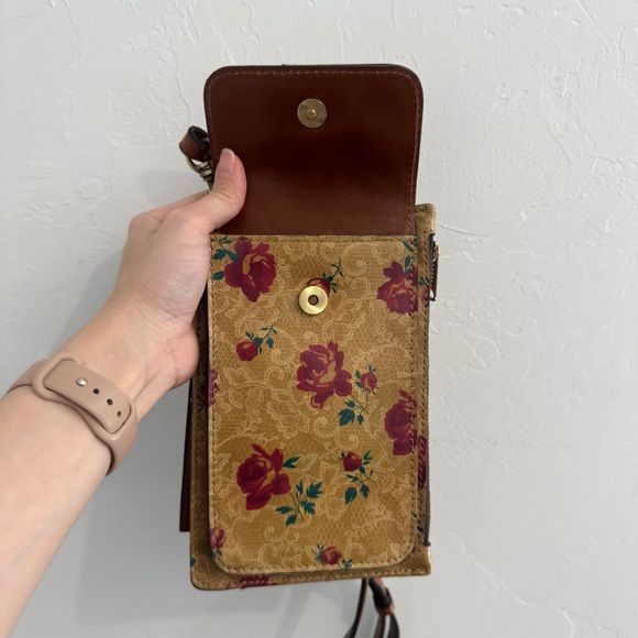 Patricia Nash Chiavella Phone Crossbody Floral - Picture 6 of 7
